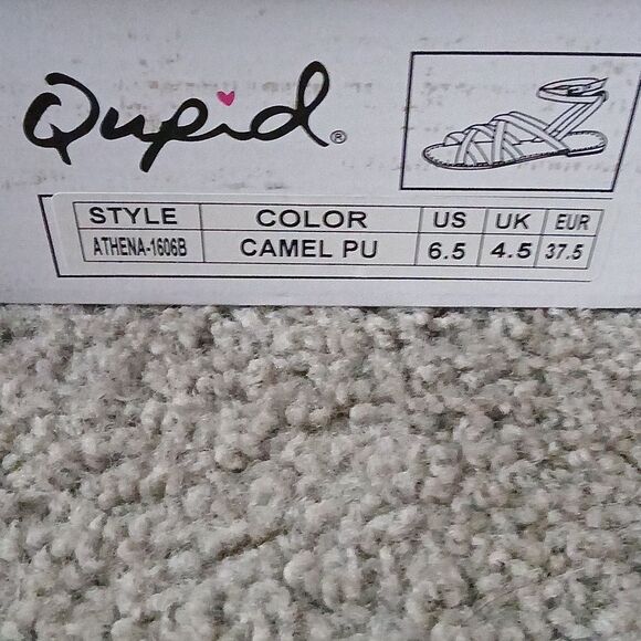 Qupid camel color strappy sandals Sz 6.5 NWT - Picture 6 of 7